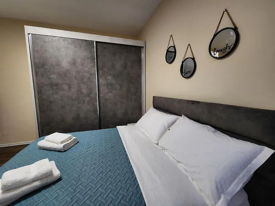 Appartement Central Apartment-New Bazar Tirana