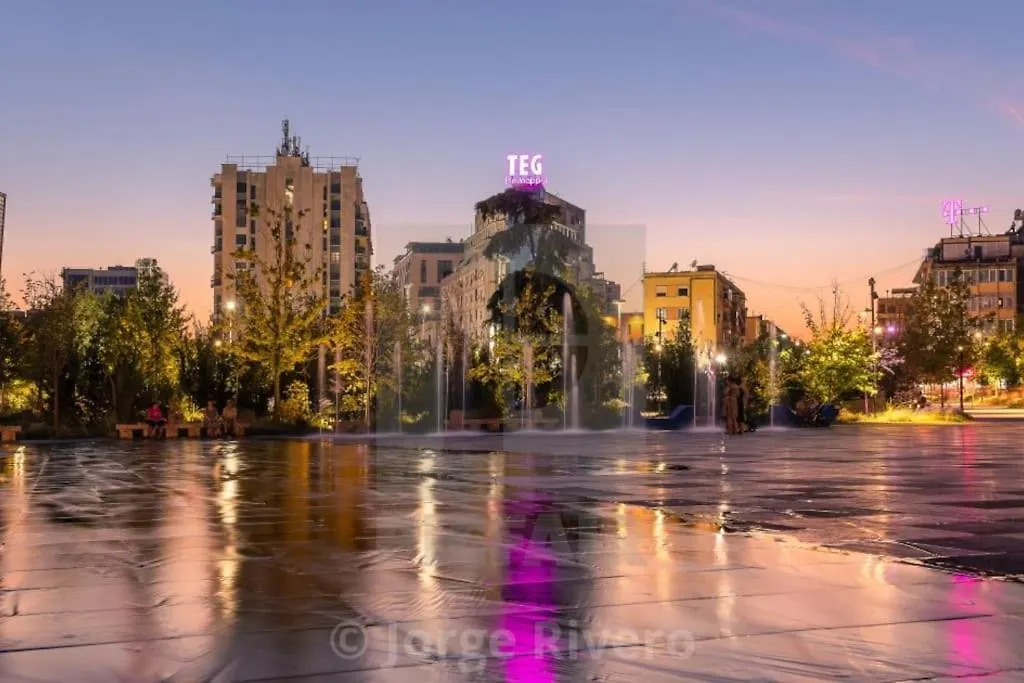 Central Apartment-New Bazar Tirana